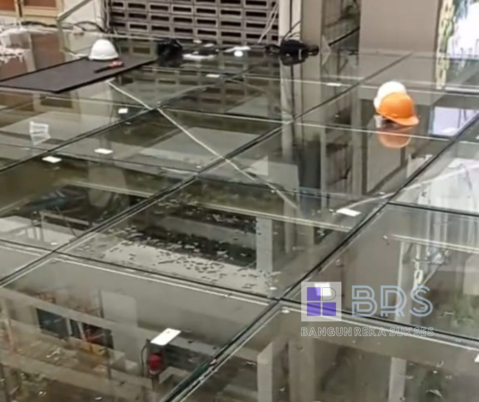 Jasa Cuci Kaca Kanopi