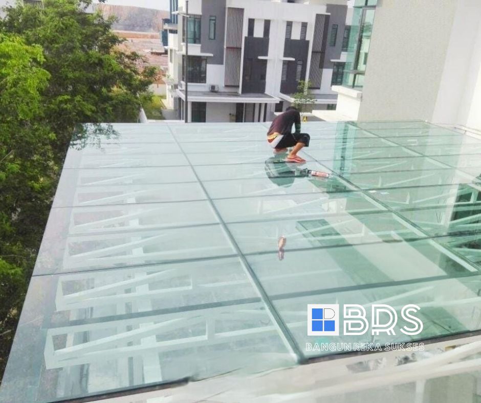Perbaikan Sealant Kaca Kanopi