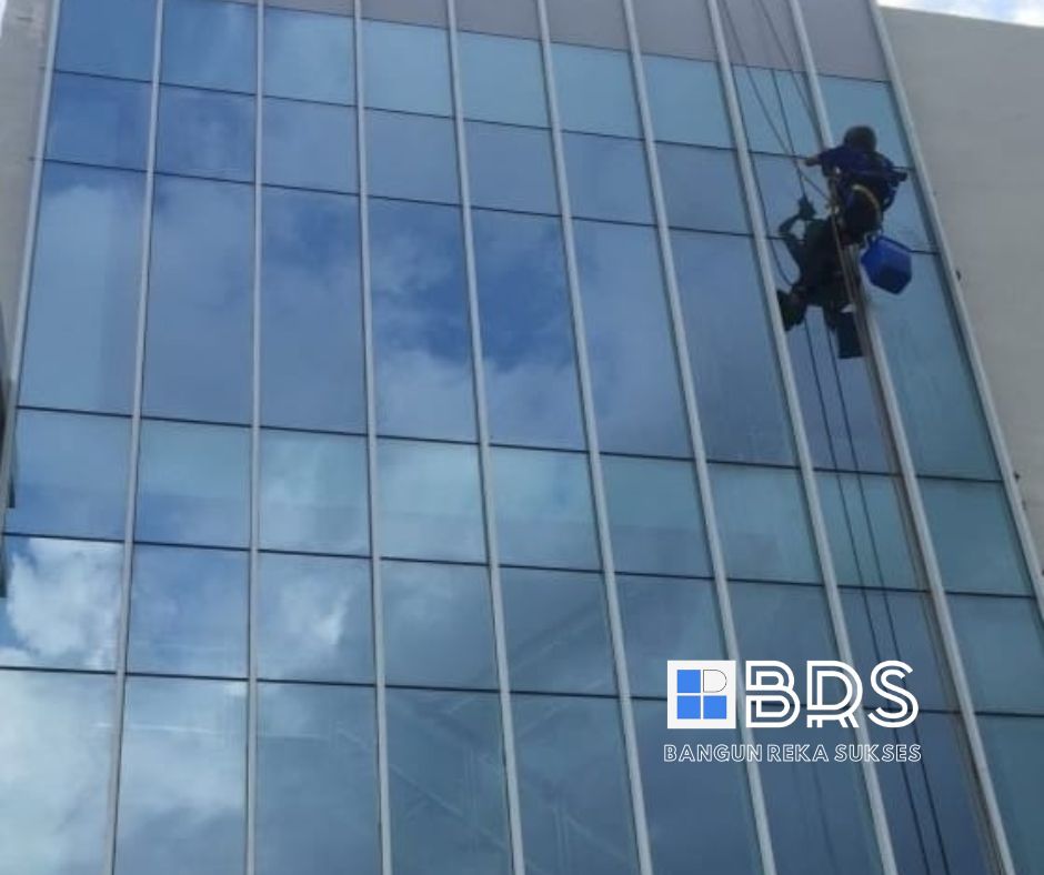 Jasa Perbaikan Sealant Kaca Gedung
